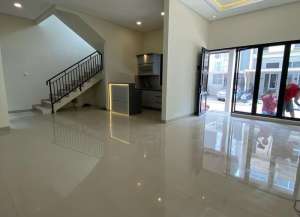 Dijual Rumah Bangunan Mandiri Cluster Atlanta Village Gading Serpong lokasi di ",
          price: `2450000000`,
          currency: `IDR`
    };


    let pageData = {
        viewPhoneModalField: , tersedia melalui melalui situs Lamudi