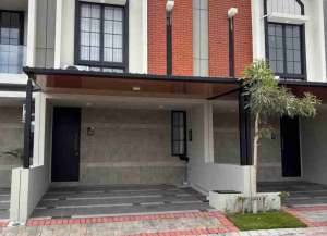 dijual rumah baru cluster the new hamilton pantai mentari kenjeran surabaya lokasi di ",
          price: `1300000000`,
          currency: `IDR`
    };


    let pageData = {
        viewPhoneModalField: , tersedia melalui melalui situs Lamudi