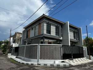 Dijual Rumah Baru Gress 2 Lantai Minimalis Lokasi Strategis Dekat Raya MERR, BARUK UTARA Surabaya lokasi di Rungkut, tersedia melalui melalui situs Olx