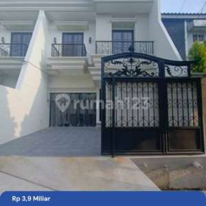 Dijual Rumah Baru Klasik Di Joglo Kembangan Jakarta Barat , tersedia melalui melalui situs Rumah123