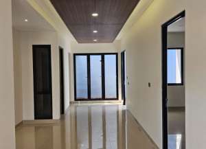 Dijual Rumah Baru Konsep Modern Tropical di Kawasan Strategis BSD - GRIYA LOKA BSD lokasi di ",
          price: `1800000000`,
          currency: `IDR`
    };


    let pageData = {
        viewPhoneModalField: , tersedia melalui melalui situs Lamudi