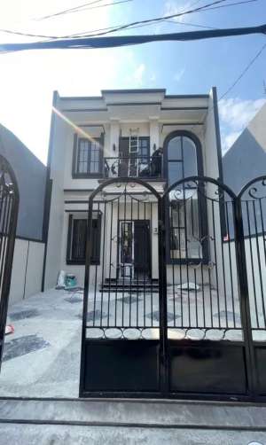 Dijual Rumah Brand New American Classic di dekat GreenVille lokasi di Tanjung Duren, tersedia melalui melalui situs Olx