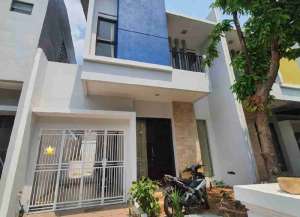Dijual Rumah Cluster Newton Gading Serpong Tangerang lokasi di ",
          price: `2400000000`,
          currency: `IDR`
    };


    let pageData = {
        viewPhoneModalField: , tersedia melalui melalui situs Lamudi