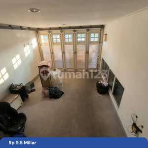 Dijual Rumah Crown Golf Boulevard Pik 1 - Jakarta Utara , tersedia melalui melalui situs Rumah123