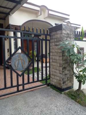 DIJUAL RUMAH DI JALAN PRAJURIT MEDAN lokasi di Medan Barat, tersedia melalui melalui situs Olx