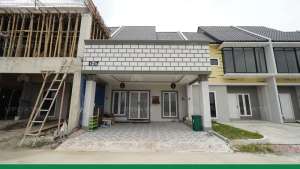 DIJUAL RUMAH DI KOMPLEK GIVENCY ONE TYPE VALENTINO MEDAN lokasi di Medan Barat, tersedia melalui melalui situs Olx