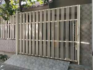 DIJUAL RUMAH KALIKEPITING BHASKARA TAMBAKSARI SURABAYA RON.A650 lokasi di Genteng, tersedia melalui melalui situs Olx