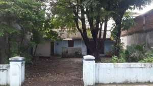 Dijual Rumah Ketintang Baru, Direnovasi Cocok untuk usaha Kost an lokasi di Wonocolo, tersedia melalui melalui situs Olx