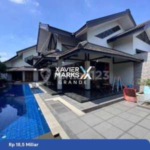 Dijual Rumah Klasik Modern Full Furnished di Jalan Pulau Pulau, Kota Malang , tersedia melalui melalui situs Rumah123