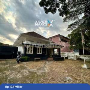 DIJUAL RUMAH KOLONIAL BELANDA DI TENGAH KOTA MALANG , tersedia melalui melalui situs Rumah123