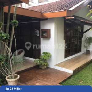Dijual Rumah Kolonial Di Sekitar Gedung Sate Shm , tersedia melalui melalui situs Rumah123