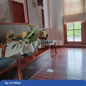 Dijual Rumah Komplek Fajar Raya, Cihanjuang, Cimahi Utara, 1.5 Lantai,Modern Minimalis,Ada Halaman Belakang,Luas Tanah 264 M. Dekat Sdit Ar Rahman. Rsud Cibabat.Pemkot Cimahi, Kampus Tedc, , tersedia melalui melalui situs Rumah123