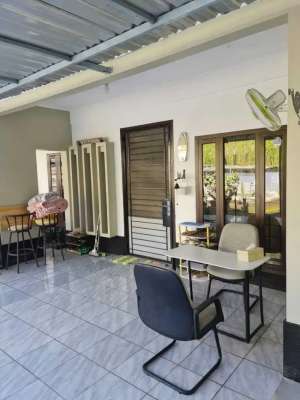 Dijual Rumah Luas Lokasi Jl. Mlaten Trenggulun Semarang lokasi di Banyumanik, tersedia melalui melalui situs Olx