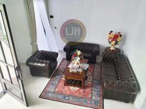 Dijual Rumah Mewah 2 Lantai Di Perumahan Crown Hill Estate Batam Centr lokasi di Bengkong, tersedia melalui melalui situs Olx