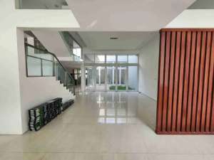 Dijual RUMAH Mewah Citra 6 Orange Heliconia Jakarta Barat lokasi di Kalideres, tersedia melalui melalui situs Olx