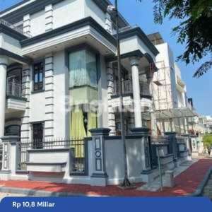 Dijual Rumah MewahElit Posisi Hook Di Cemara Asri Medan. Medan Deli Sumatera Utara , tersedia melalui melalui situs Rumah123