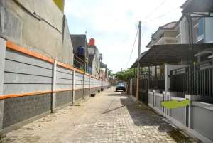 dijual rumah mewah murah di jalan godean km 4 lokasi di Tegalrejo, tersedia melalui melalui situs Olx