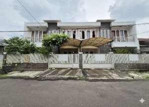 Dijual Rumah Modern Mewah Di Bintaro Jaya Sektor 2 lokasi di rengas, tersedia melalui melalui situs Lamudi