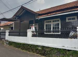Dijual Rumah murah Komplek Cimindi Raya Cimahi Bandung Jl. Budi Raya- Promo Akhir Tahun lokasi di cibabat, tersedia melalui melalui situs Lamudi
