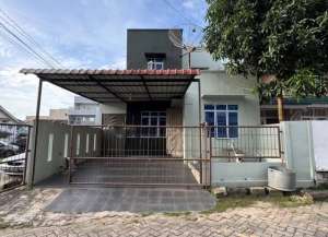 DIJUAL Rumah Posisi Hook Orchid Park 2 Lantai Full Renovasi Dekat Palm Spring Batam Centre lokasi di ",
          price: `880000000`,
          currency: `IDR`
    };


    let pageData = {
        viewPhoneModalField: , tersedia melalui melalui situs Lamudi