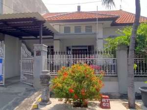 DIJUAL Rumah Rungkut Asri Tengah Siap HuniTerawat lokasi di Tenggilis Mejoyo, tersedia melalui melalui situs Olx