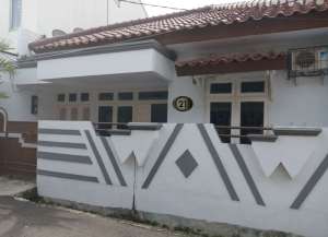 Dijual Rumah Siap Huni di Komplek, Pulo Asem Rawamangun Jakarta TimurLokasi Strategis Bebas Banjir lokasi di jati-7, tersedia melalui melalui situs Lamudi