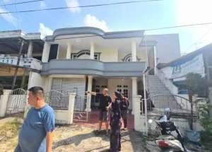 Dijual Rumah Strategis di Baloi Center Batam Dekat BCS Mall lokasi di Sei/Sungai Beduk, tersedia melalui melalui situs Olx