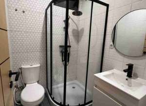 DIJUAL RUMAH TAMAN BROMO LIPPO KARAWACI lokasi di ",
          price: `5000000000`,
          currency: `IDR`
    };


    let pageData = {
        viewPhoneModalField: , tersedia melalui melalui situs Lamudi