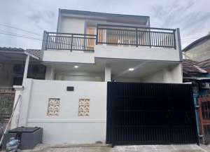 Dijual Segera Rumah Bangunan Baru di Taman Royal 3 lokasi di ",
          price: `1500000000`,
          currency: `IDR`
    };


    let pageData = {
        viewPhoneModalField: , tersedia melalui melalui situs Lamudi