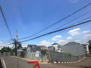Dijual Tanah pinggir jalan strategis masuk 2 mobil, dekat taman lokasi di pasar-rebo, tersedia melalui melalui situs Lamudi