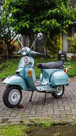Jual bekas Dijual Vespa PX Look NPX th95 Full Accesoris,lokasi di Sumur Bandung