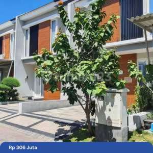 Dijual Via Lelang Rumah Perum Amarta Safira Sidoarjo , tersedia melalui melalui situs Rumah123