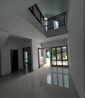 DIJUAL VILLA JALAN FLAMBOYAN 3 PERUMAHAN HIDDEN GEMS FLAMBOYAN lokasi di Medan Tuntungan, tersedia melalui melalui situs Olx