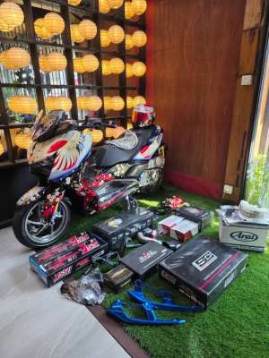 Jual bekas Dijual Xmax 250cc 2023 full modif tangan pertama KM 2.200,lokasi di Kuta Utara