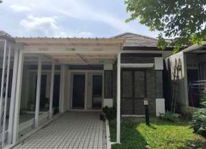 DISEWA RUMAH BAGUS TAHUNAN MURAH SIAP HUNI THE BREEZE SENTUL CITY SSR897 lokasi di babakan-madang, tersedia melalui melalui situs Lamudi