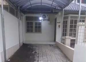 DISEWAKAN RUMAH FULLY FURNISHED SIAP HUNI BINTARO SEKTOR 5 lokasi di pondok-ranji, tersedia melalui melalui situs Lamudi