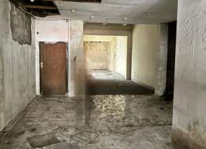 DISEWAKAN RUMAH HITUNG TANAH PUSAT KOTA SURABAYA lokasi di darmo, tersedia melalui melalui situs Lamudi