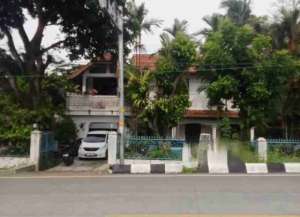 DISEWAKAN RUMAHRUANG USAHA KOMERSIL LEBAR MUKA 32 M DI JL RAYA CIAWI - SUKABUMI DEKAT MESJID BIRU AT THOHIRIN lokasi di ",
          price: `225000000`,
          currency: `IDR`
    };


    let pageData = {
        viewPhoneModalField: , tersedia melalui melalui situs Lamudi