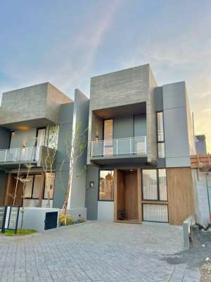 DP 0 FREE BIAYA BIAYA 400METER DARI RAYA MERR 5 MENIT KE PINTU TOL lokasi di Sukolilo, tersedia melalui melalui situs Olx