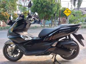 Jual bekas DP 1,5 Jt PCX 160 CBS Hitam 2024 Cash, KreditTukar Tambah,lokasi di Pondok Aren
