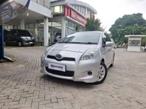 Jual bekas DP 5 Toyota Yaris 1.5 E Bensin-MT 2012 KKV,lokasi di 