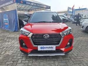 Jual bekas DP MURAH Daihatsu Rocky 1.0 R ADS Two Tone Bensin-MT 2021 Merah CTRUB,lokasi di 