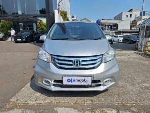 Jual bekas DP MURAH Honda Freed 1.5 E Bensin-AT 2014 CFYCB,lokasi di 