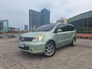 Jual bekas DP MURAH - Nissan Grand livina 1.5 XV Bensin-AT 2011,lokasi di 