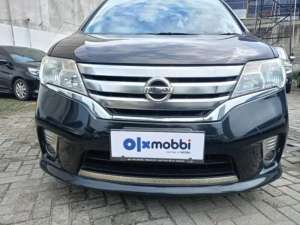 Jual bekas DP MURAH Nissan Serena 2.0 Highway Star Bensin-AT 2014 Hitam CSISB,lokasi di 