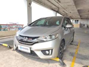 Jual bekas DP RENDAH Honda Jazz 1.5 RS Bensin-AT 2017 6OQS,lokasi di 