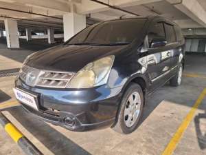 Jual bekas DP RENDAH Nissan Grand livina 1.5 XV Bensin-MT 2010 2WTS,lokasi di 
