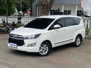 Jual bekas DP Rendah - Toyota Kijang Innova 2.4 V Solar AT 2018 Putih,lokasi di 