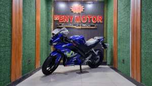 Jual bekas ENY MOTOR - YAMAHA R15 V3 155 MOVISTAR SERIES 2018 - CIAMIK,lokasi di Gedangan