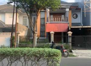 Fcgj. Rumah Disewakan di Perum Resinda Karawang lokasi di ",
          price: `55000000`,
          currency: `IDR`
    };


    let pageData = {
        viewPhoneModalField: , tersedia melalui melalui situs Lamudi